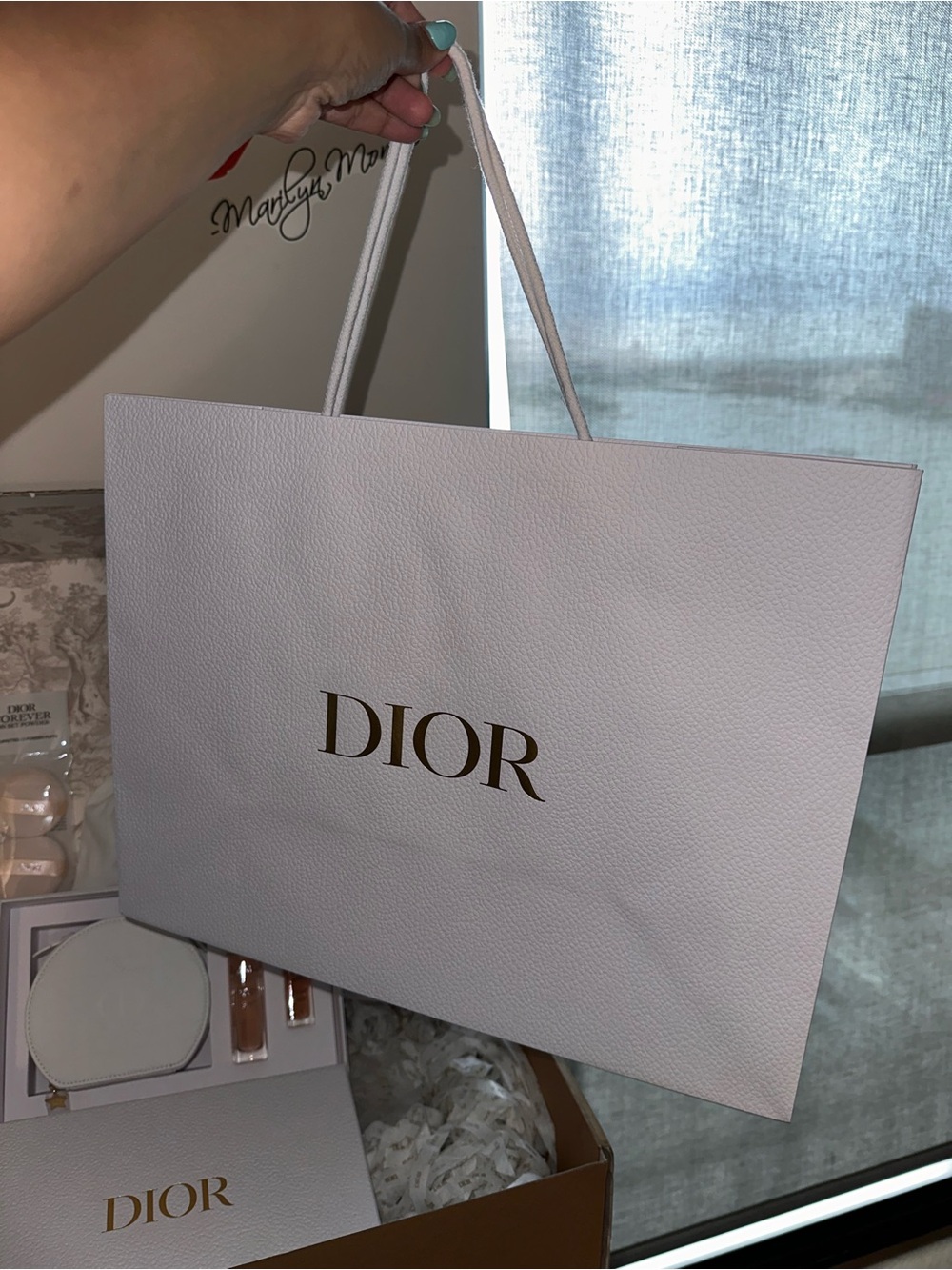 Dior New 2026 Prestige Set,Powder puffs, Large Gift Bag,Large Couture Box & More - Picture 14 of 16